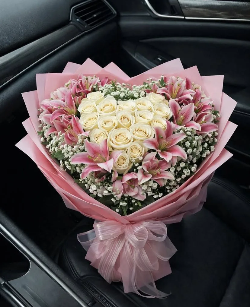 Pembe Lilyum Aşkı - Premium Pembe Zambak Aranjmanı
